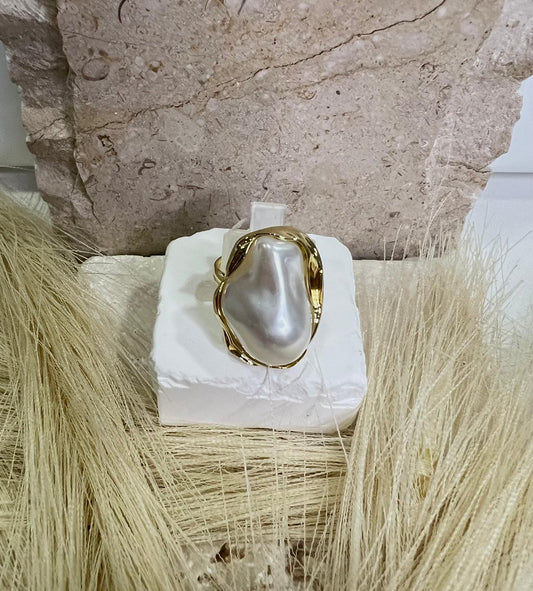 Irregular Pearl Ring